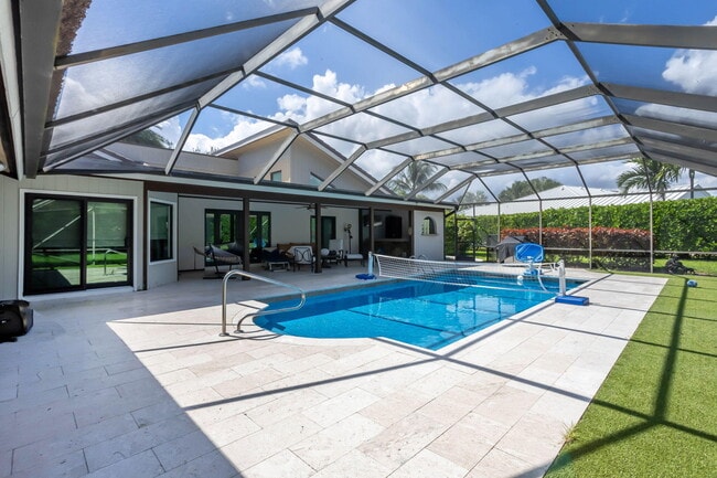 Building Photo - 2903 Banyan Blvd Cir NW