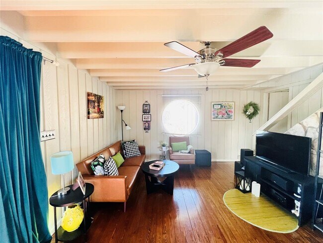 Building Photo - 128 Topspin Cir