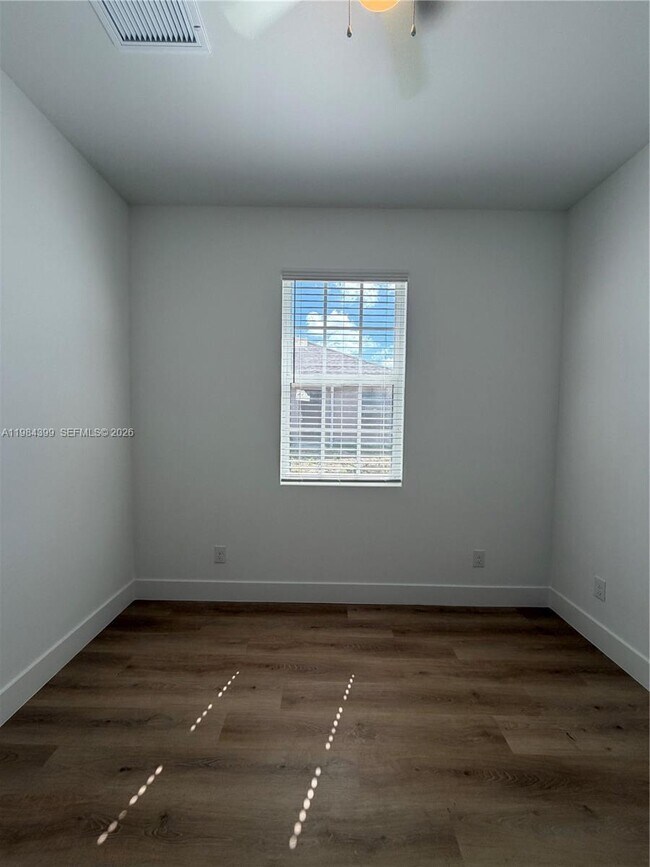 Building Photo - 4717 28th St SW