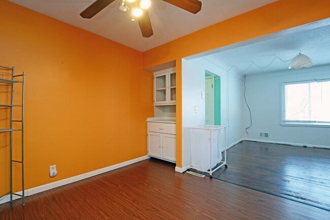 Building Photo - Charming Home for Rent in Brooklyn Center