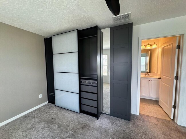 Building Photo - 2962 Voyager Ave