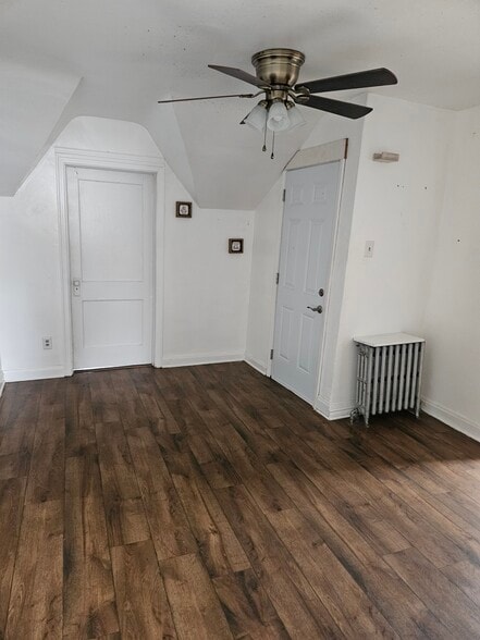 Building Photo - 113 Sellitti Ln