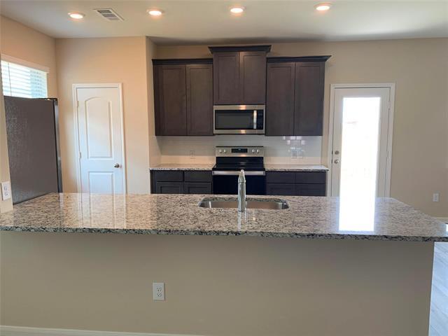 Building Photo - 219 Golden Sands Ln