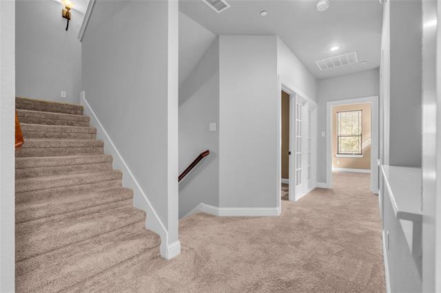 Building Photo - 932 Brook Forest Ln