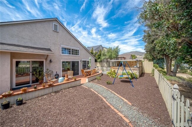 Building Photo - 1279 Descanso St