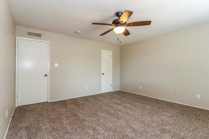 Building Photo - 3805 Bee Tree Ln