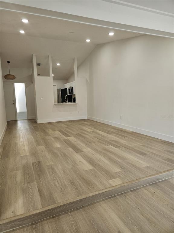 Building Photo - 339 Petrea Dr