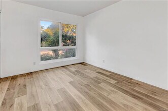 Building Photo - 2646 Vista Del Oro