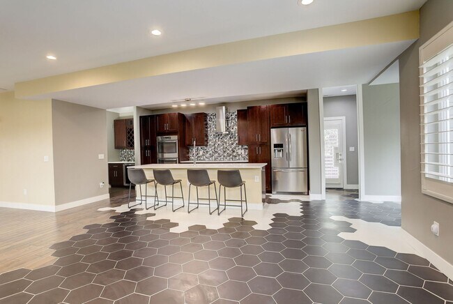 Building Photo - 4 Bedroom 3 Bath With Tons of Character Ne...