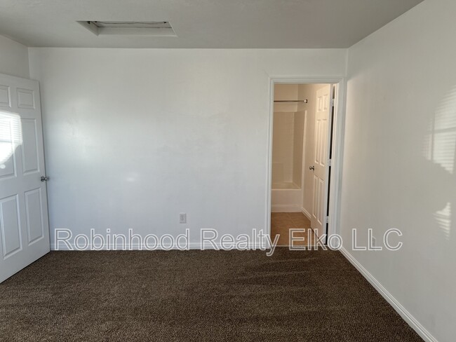 Building Photo - 333 Spring Creek Pkwy