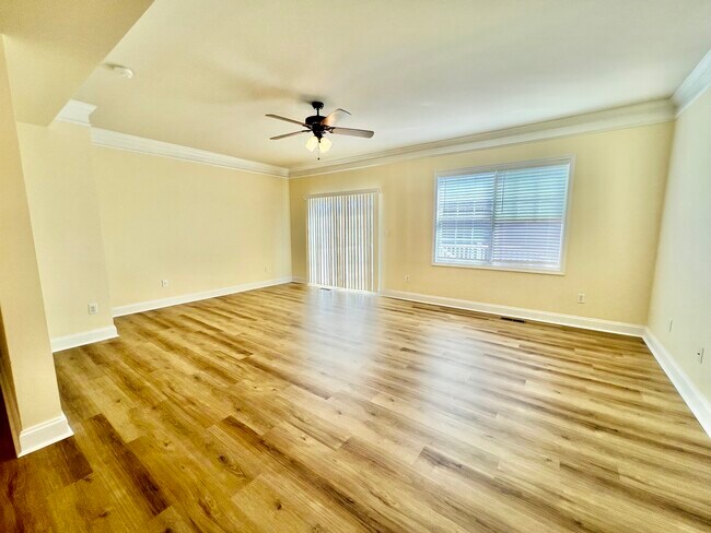 Building Photo - 229 Whitley
