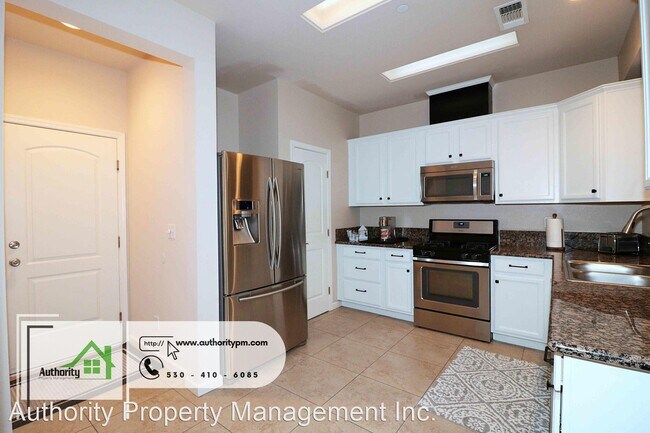 Building Photo - 3 br, 2.5 bath House - 573 Mission De Oro ...