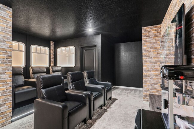 Building Photo - 16220 St Martin St