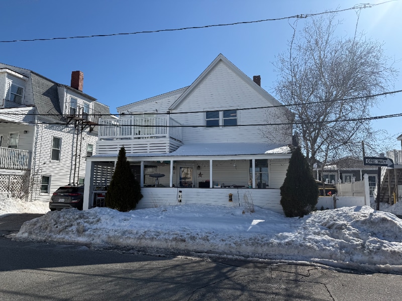 Building Photo - 13 F St