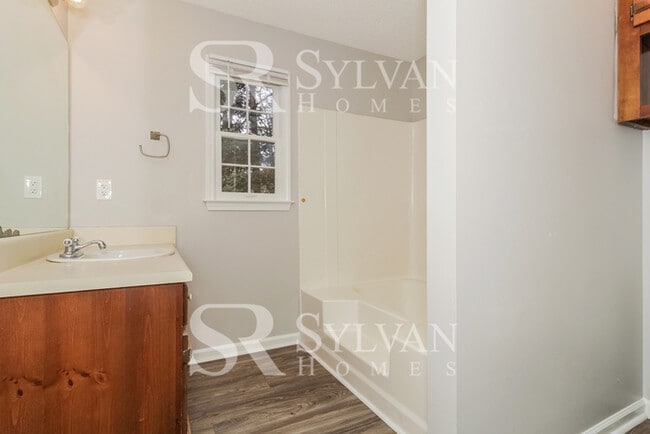 Building Photo - Coming HOME never felt so good!