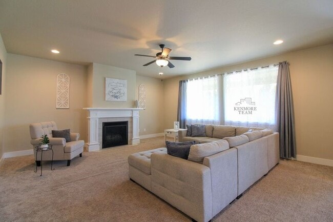 Building Photo - 4326 S Anderson Pl