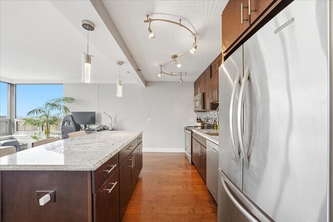 Building Photo - 440 N Wabash Ave