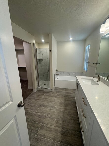 Building Photo - 51 S 4375 W