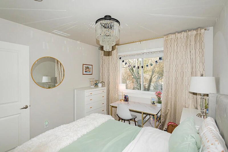 Building Photo - 7332 NE 67th St