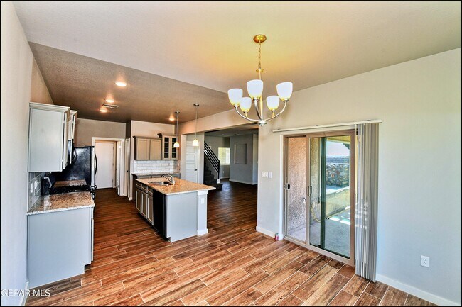 Building Photo - 6952 Black Mesquite Dr