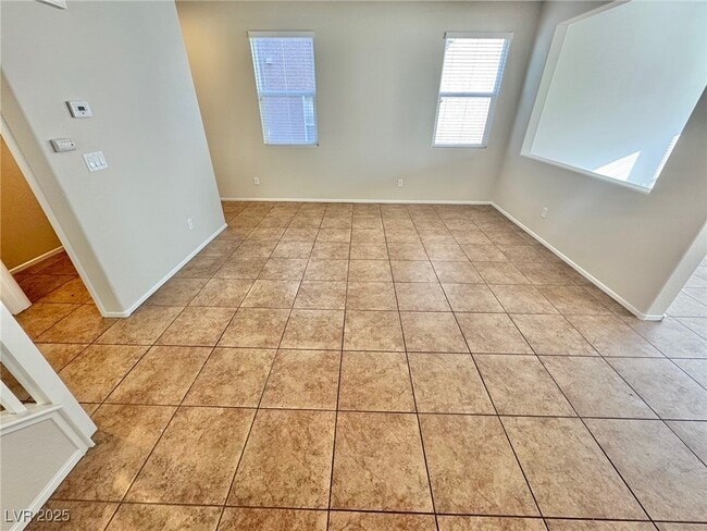 Building Photo - 9413 Sweetwood Ave