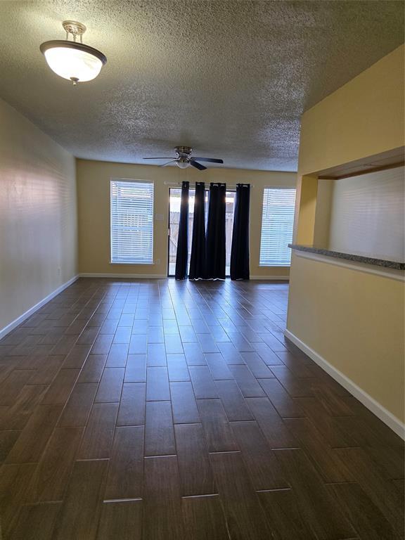 Building Photo - 6444 Kentwick Dr