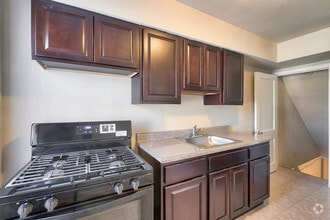 Building Photo - Caral Gardens Apartments and Townhomes
