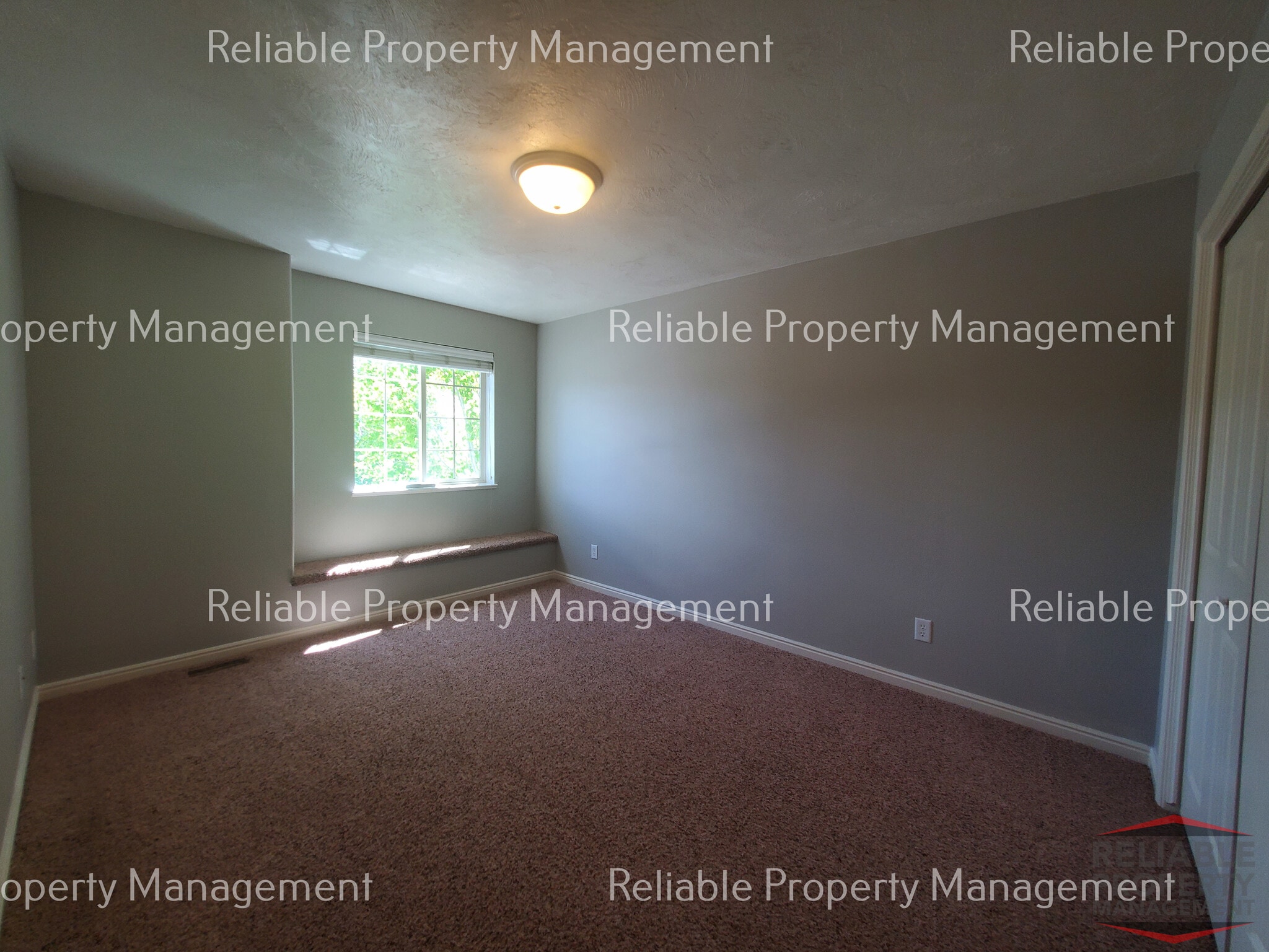 Building Photo - 111 Robison Dr