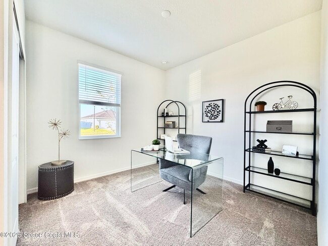 Building Photo - 386 Glaspell Cir SE