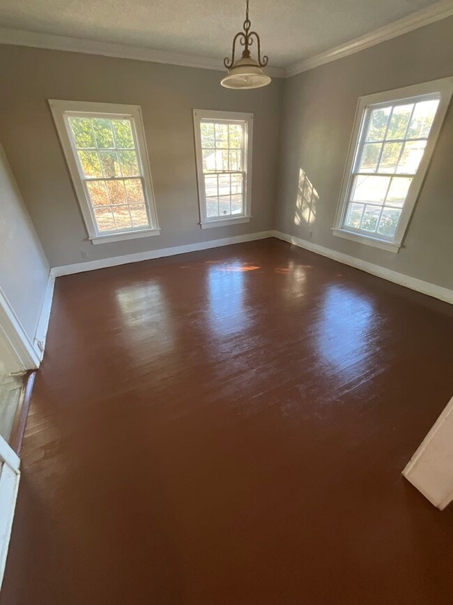 Building Photo - 3453 Penick St