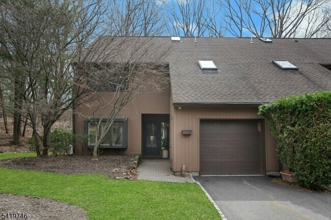 Building Photo - 34 Lockley Ct