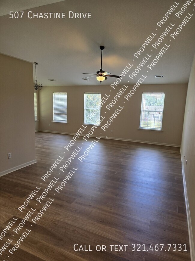 Building Photo - 507 Chastine Dr