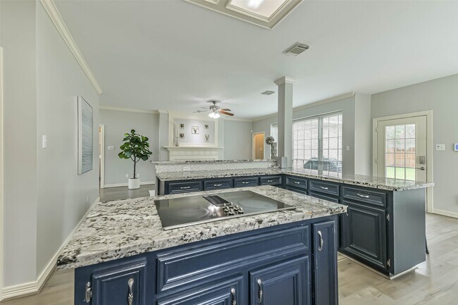 Building Photo - 13023 Dogwood Blossom Trail