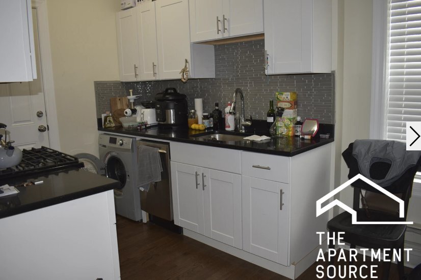 Building Photo - 3817 N Greenview Ave