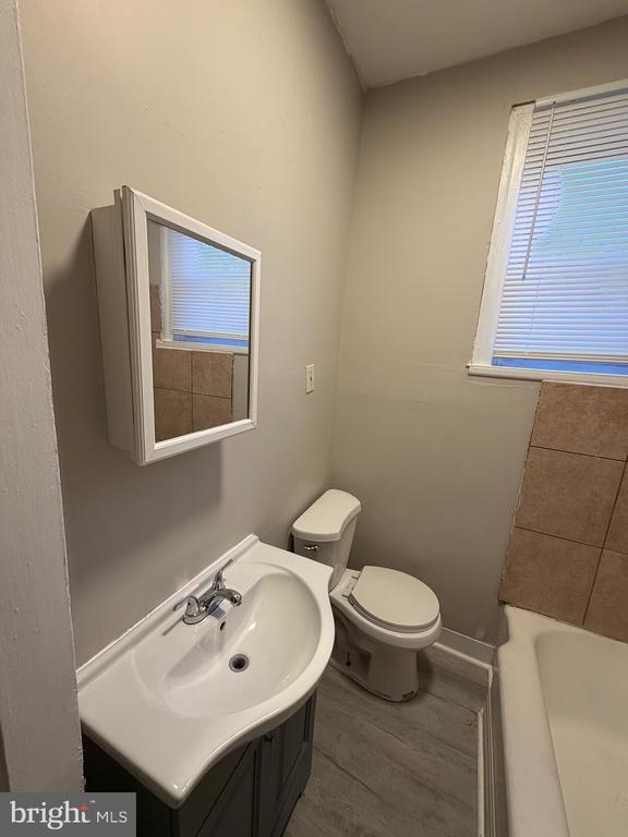 Building Photo - 4643 Leiper St