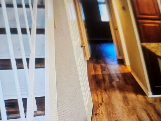 Building Photo - 2425 Holly Hall St