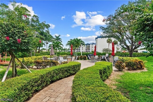 Building Photo - 1747 Pebble Beach Dr