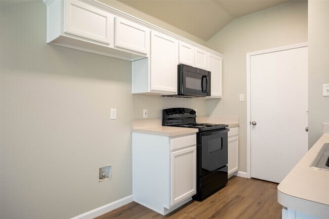 Building Photo - 10500 Aransas Dr