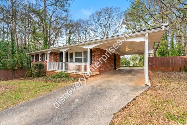 Primary Photo - 928 Shieldcrest Way