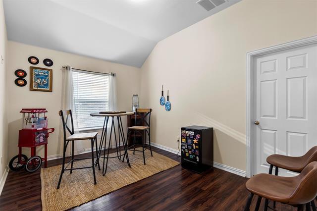 Building Photo - 332 Highland Ridge Dr