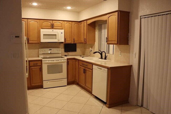 Building Photo - 7774 Orleans St