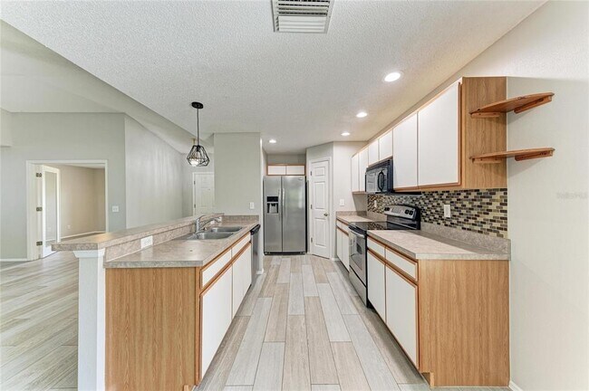 Building Photo - 11855 Dunster Ln