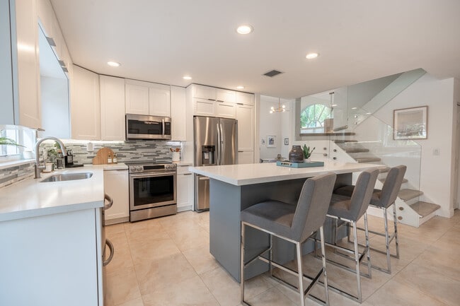 Building Photo - 18004 SW 20th St