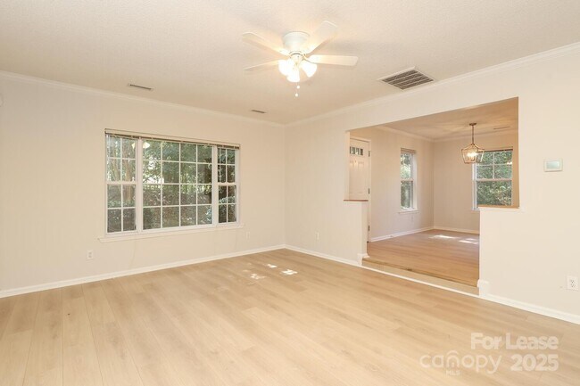 Building Photo - 4263 Melrose Club Dr