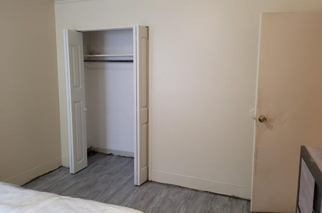 Building Photo - 275 Arrowhead St