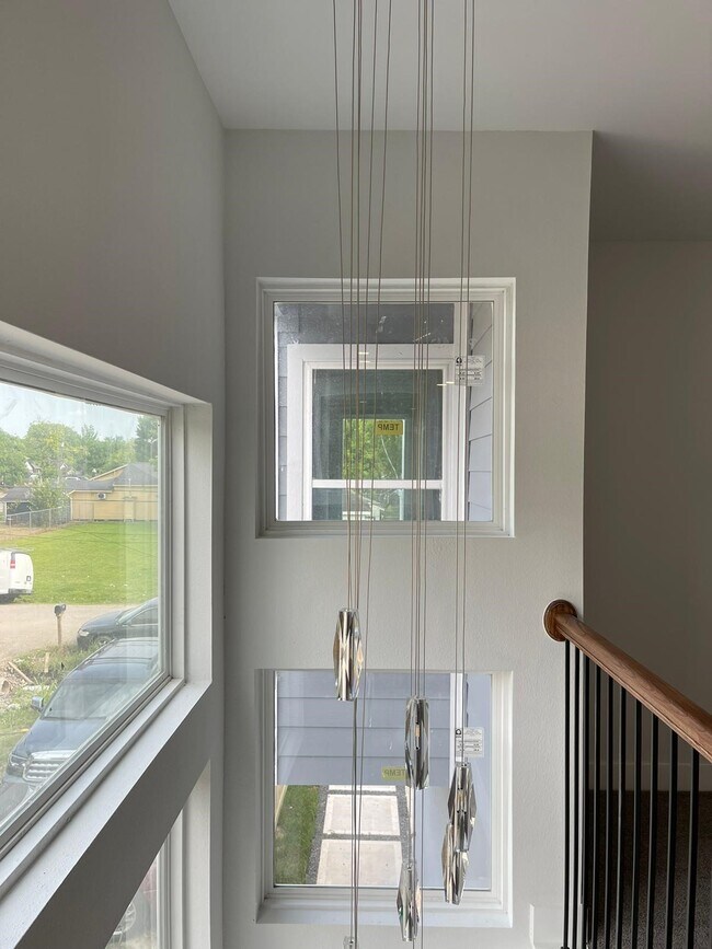 Building Photo - 7931 Fowlie St