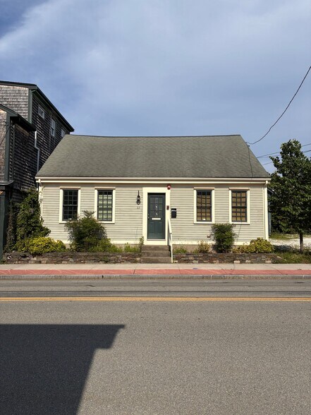 Building Photo - 22 Water St