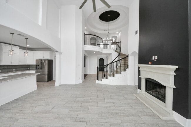 Building Photo - 2614 Orleans Way