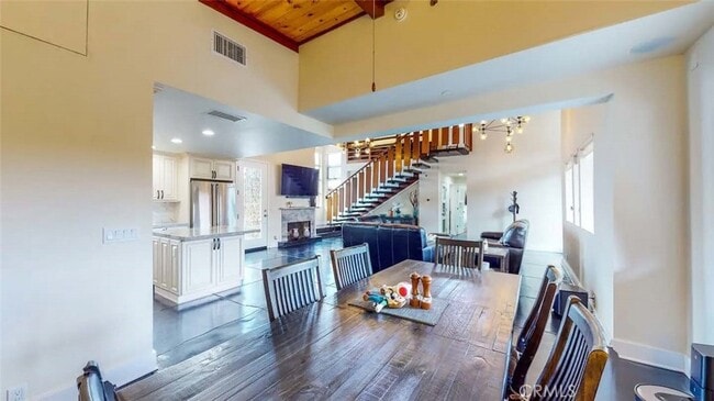 Building Photo - 7300 Santa Susana Pass Rd