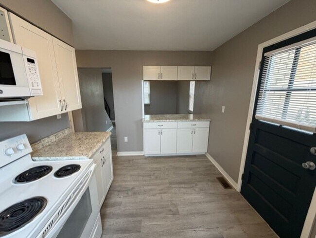 Building Photo - Beautiful Home for Rent